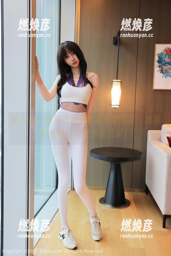 秀人网 - 软软子发布全新免费写真，棉袜穿搭真让人想多看几眼！