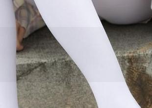 紧急企划 – 见希w，白丝黑丝小恶魔，高清写真里的小秘密，你敢靠近吗？