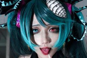 少女喜多川海梦带来的绞肉姬全套作品，真心让我好奇她是怎么想的？