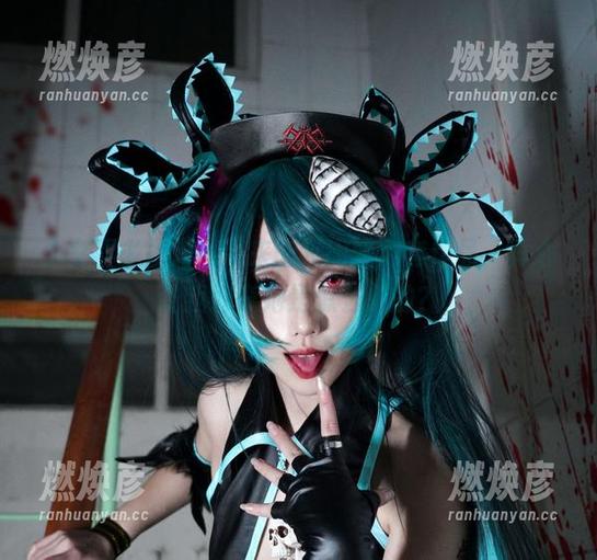 少女喜多川海梦带来的绞肉姬全套作品，真心让我好奇她是怎么想的？