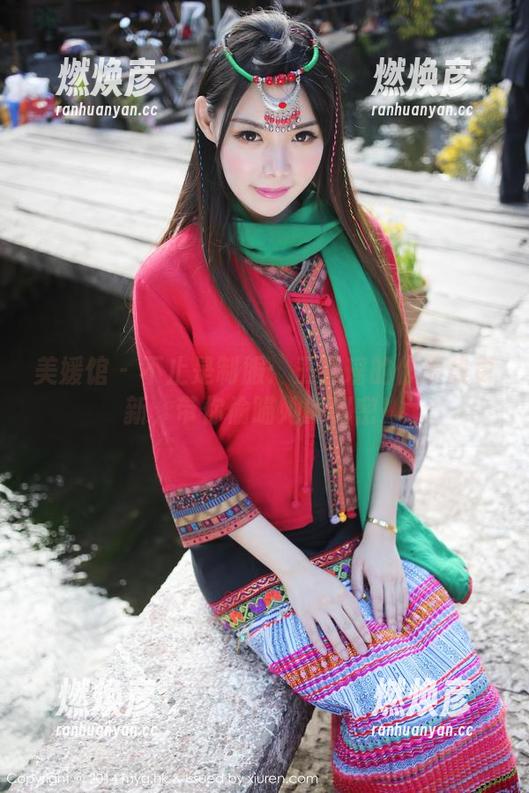 美媛馆 - 不止是制服：王馨瑶的作品集更新，带你偷瞄她的秘密！