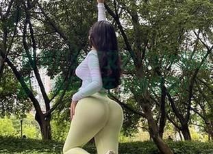 微密圈 – 图包！分享艾拉·isla的比基尼风情，海风都在为她鼓掌！