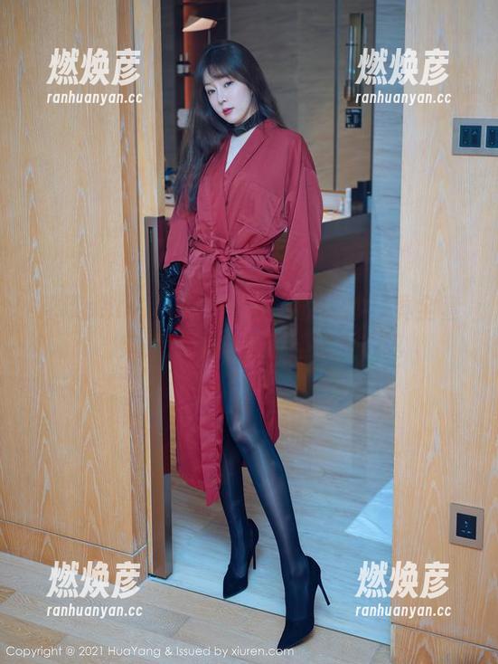 花漾show-绮里嘉ula 花漾show - 绮里嘉ula的婚纱写真全套,宛如池边的晨曦,撩人心弦