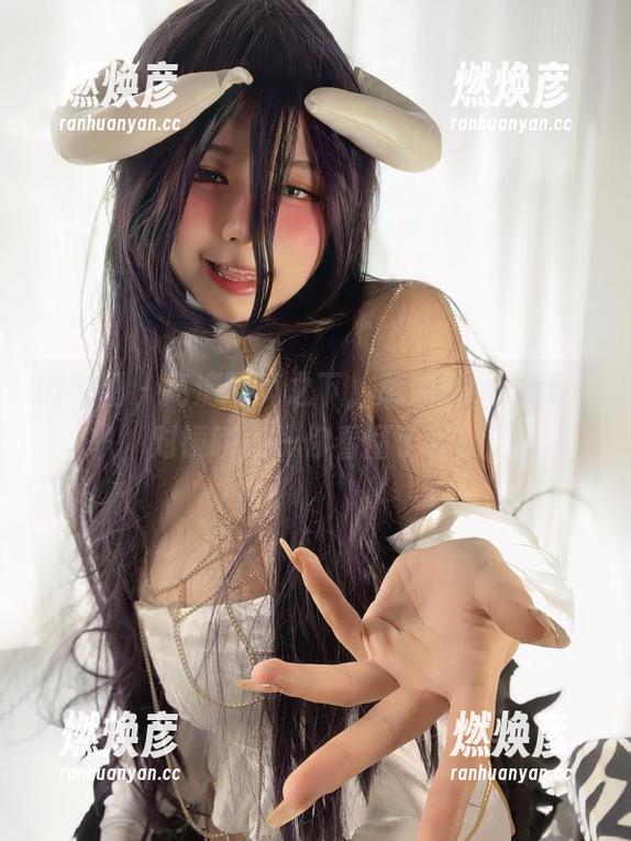 微密圈 - 高清写真之下，葱油饼er的无聊对镜瞬间—你看懂了吗？