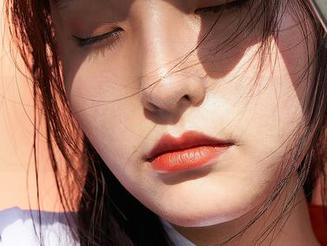 蜜桃社 – 护士不止是职业：Gina的定制作品让你重新定义美！