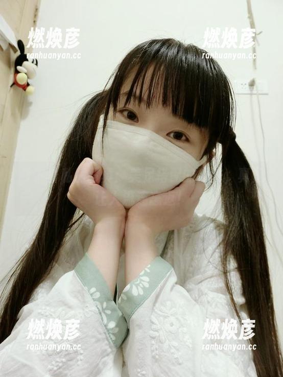 西尔酱私房写真：美足搭配的魔法，真是让人流连忘返！
