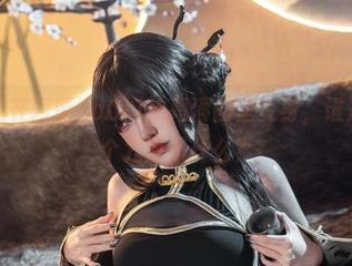 魔女姐姐在阿薰kaOri的高清图里变身，谁知道下一个咒语是什么？